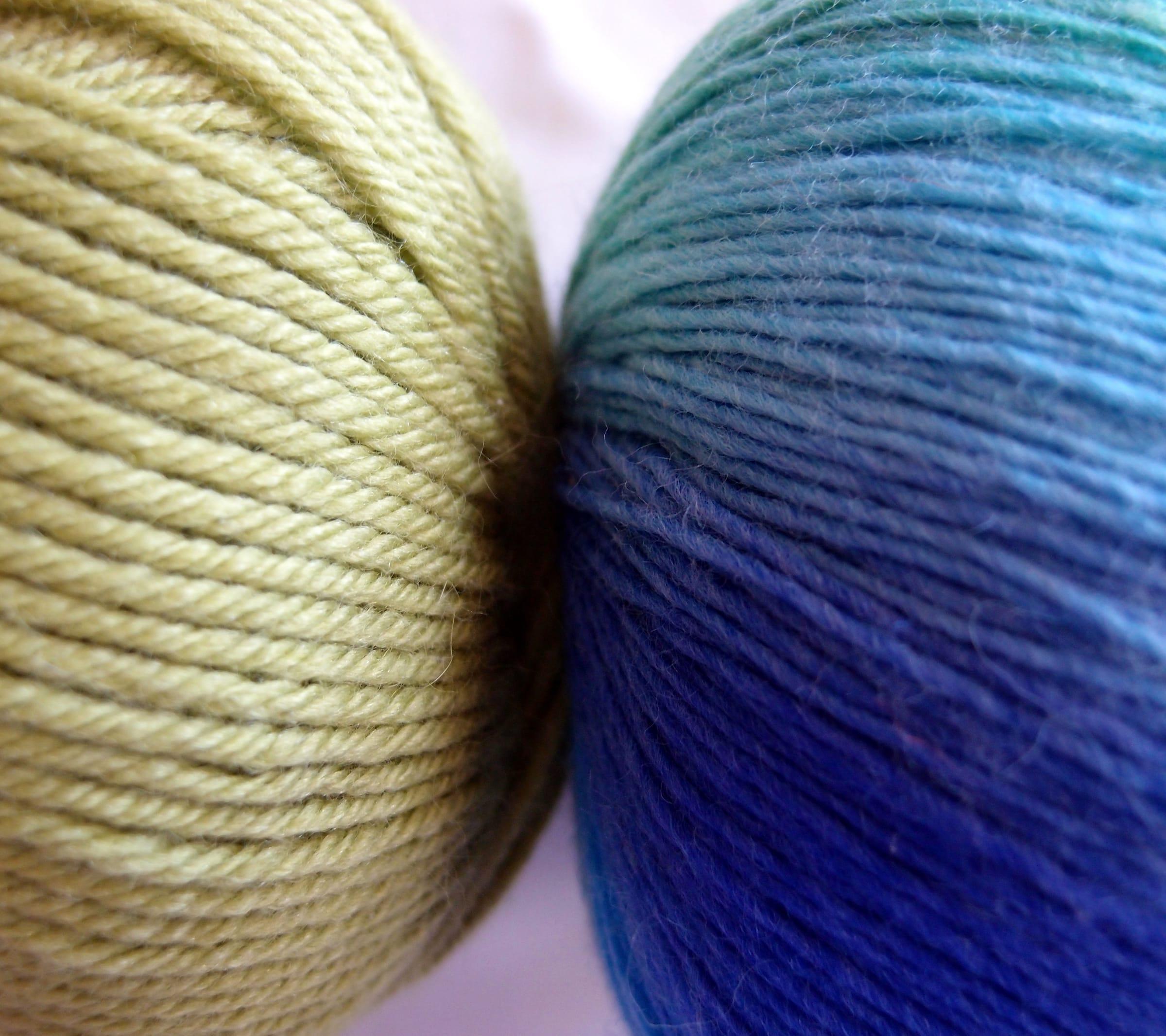 Plied vs singles yarn.JPG